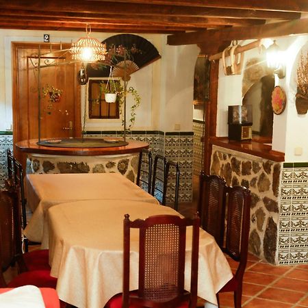 En Casa De Carlos Ortigosa del Monte Luaran gambar