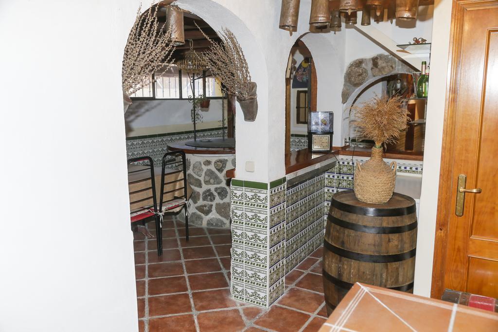 En Casa De Carlos Ortigosa del Monte Luaran gambar